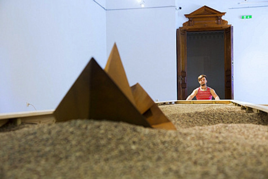 Mākslinieks: Man vajadzēja Mildu, lai pastāstītu savu stāstu