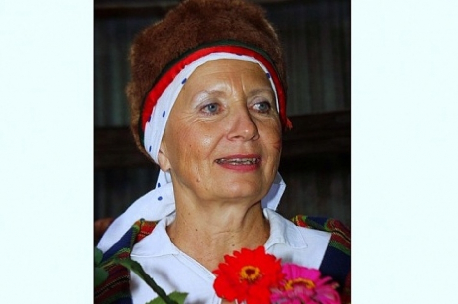 Aktrisei Ainai Karelei piešķirts Atzinības krusts