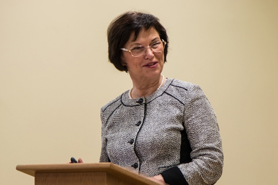 Gunta Bēta iegūst pedagoģijas doktora grādu