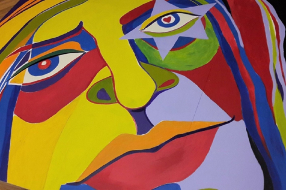 Muzejs pēc izstādes skolai dāvina Patmalnieces gleznu