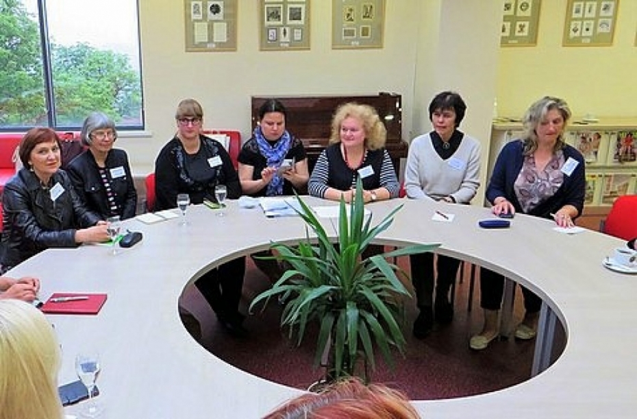 Bibliotekāres mācās no kaimiņu lietuviešu pieredzes