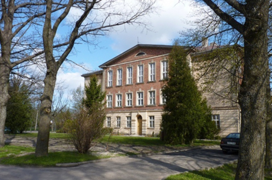 Savāc 1300 parakstus Nīcas vidusskolas pastāvēšanai