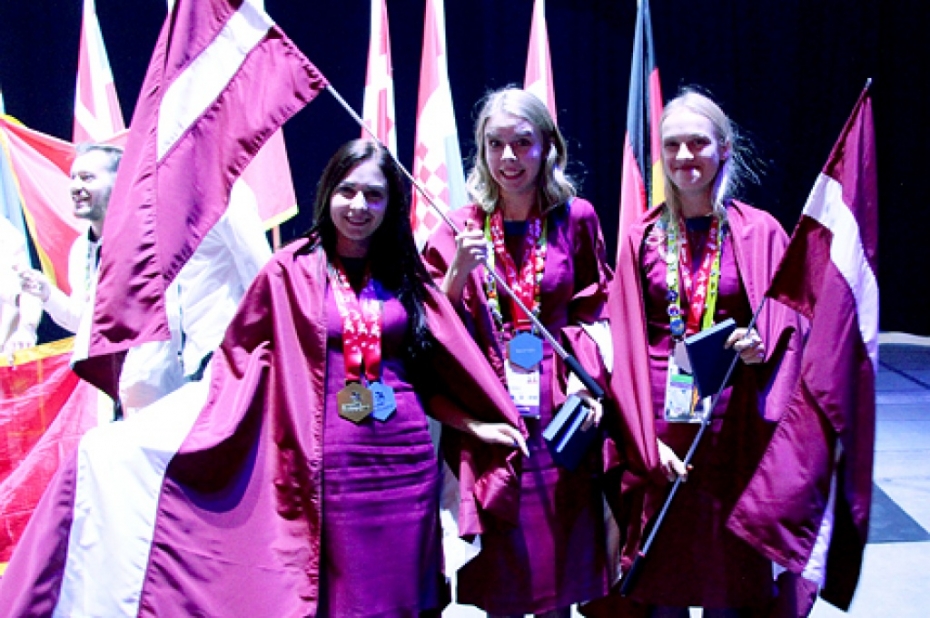 Luīzei Mihailovai sudraba medaļa konkursā "EuroSkills"