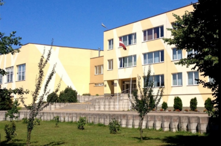 Pusē Liepājas vidusskolu ir "vientuļās" klases – pa vienai savā klašu grupā
