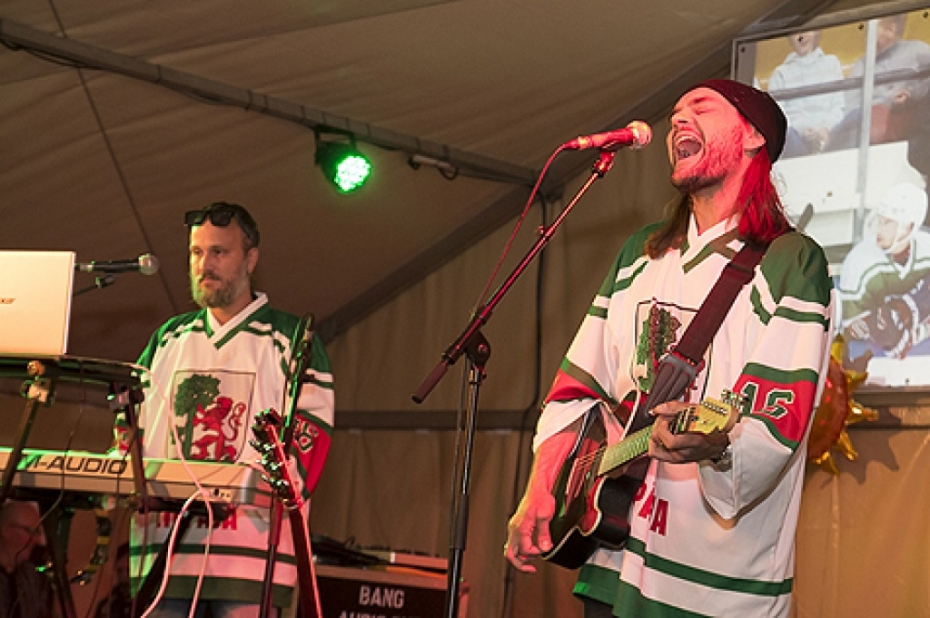 Atrakcijas un HK "Liepāja" himnas pirmatskaņojums (video)