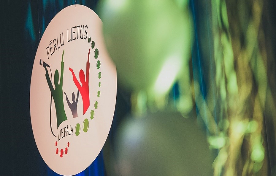Var pieteikties bērnu un jauniešu vokālo ansambļu un solistu konkursam "Pērļu lietus"