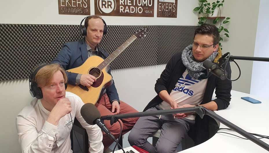 "Rietumu radio" studijā viesojas jubilārs, komponists Jānis Strazds