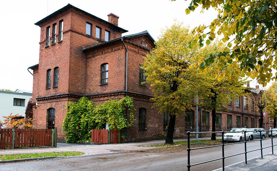 Ministrijas pārbaude LMMDV konstatē sliktu komunikāciju ar pedagogiem