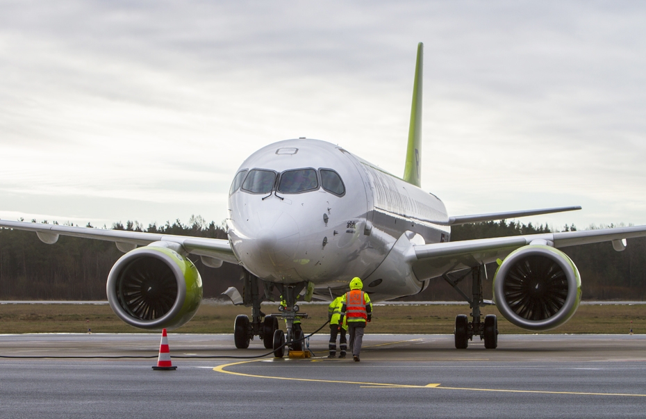 "airBaltic" lidojumus starp Rīgu un Liepāju atsāks jūlija vidū