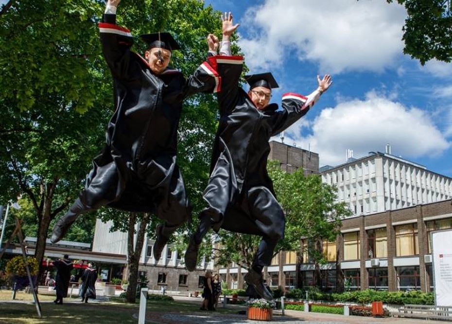 RSU diplomu šovasar saņems teju 1300 absolventu, Liepājas filiālē – 39