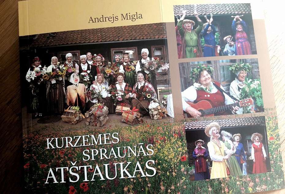 Liepājas aktrišu folkloras kopa "Atštaukas" svin 25 gadu jubileju