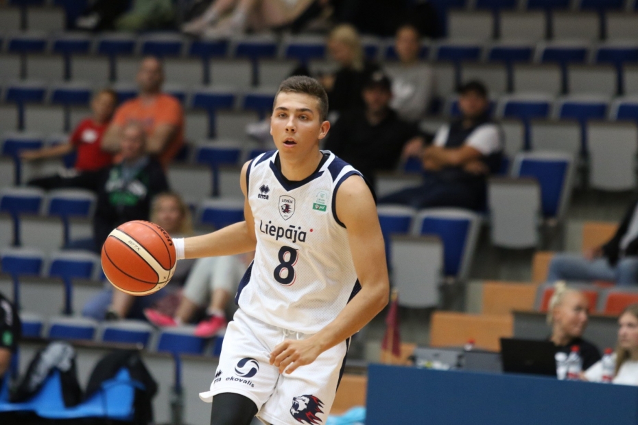 LIBL pirmos mačus Latvijas basketbolisti aizvadīs 3.oktobrī Liepājā, Ogrē un Rīgā