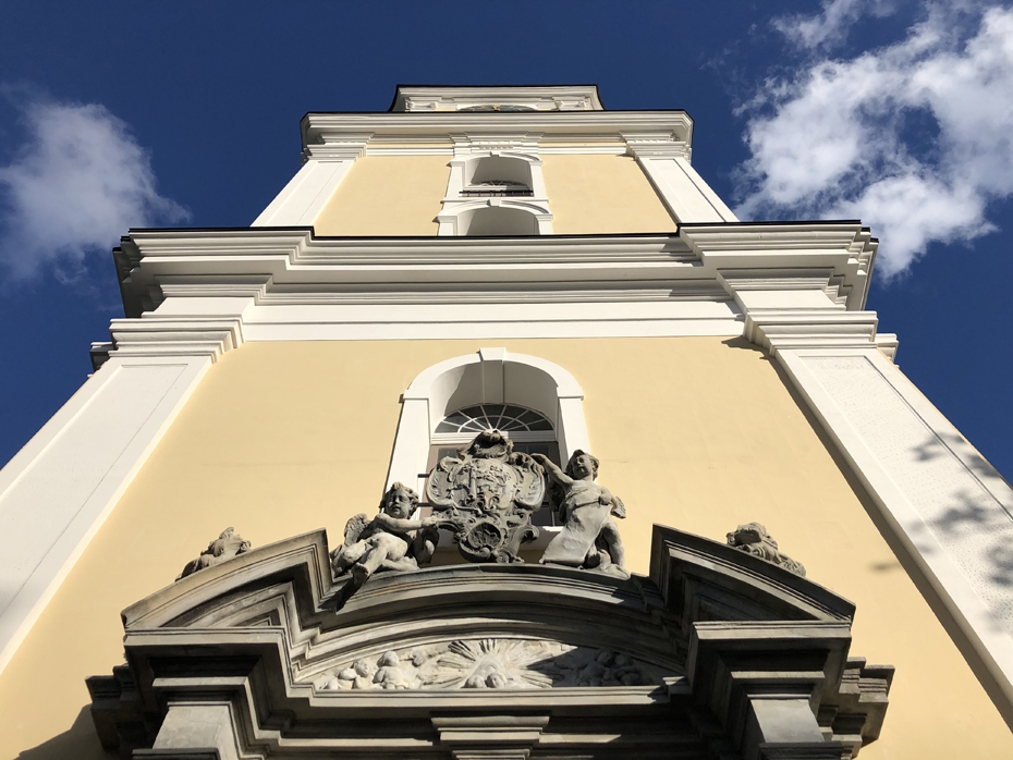 Pabeigti Svētās Trīsvienības katedrāles fasādes atjaunošanas darbi