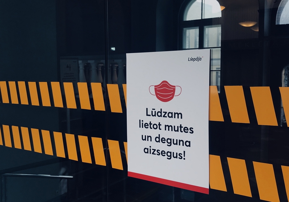 Apmeklētājiem Liepājas domes telpās jālieto sejas maska