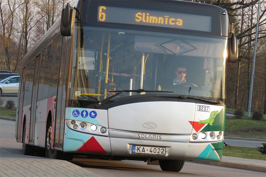 Pērn dramatiski krities pārdoto sabiedriskā transporta biļešu skaits