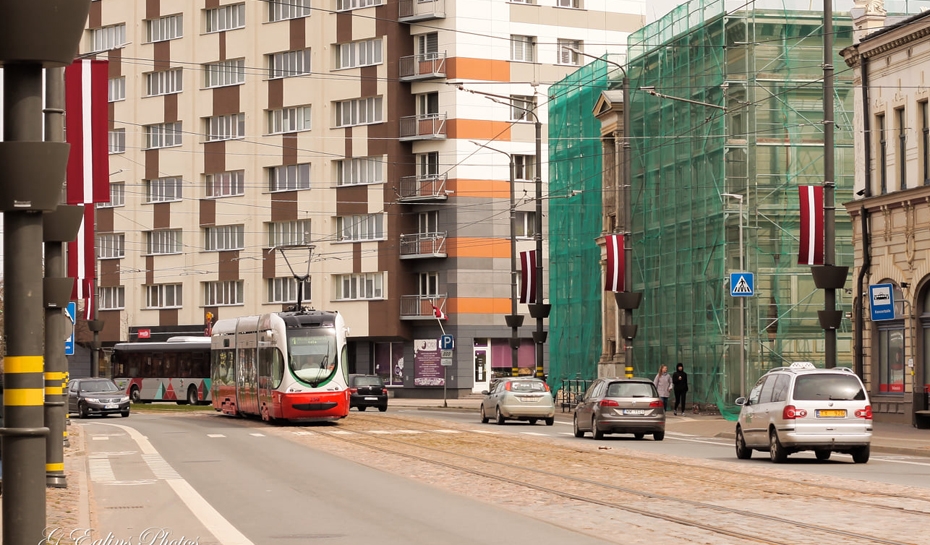Sāks tramvaja pieturvietu platformu izbūvi Lielajā ielā