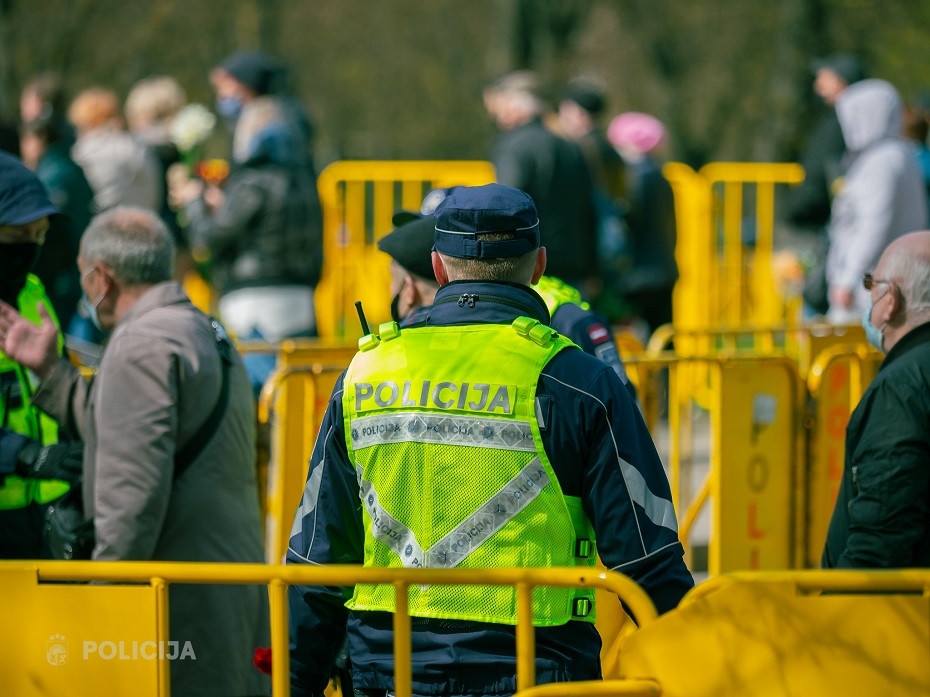 Valsts policija kontrolē ātrumpārkāpējus Kurzemē