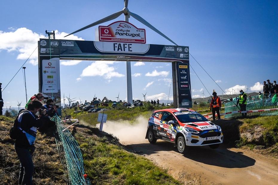 Sesks Portugālē otro reizi karjerā izcīna uzvaru JWRC posmā