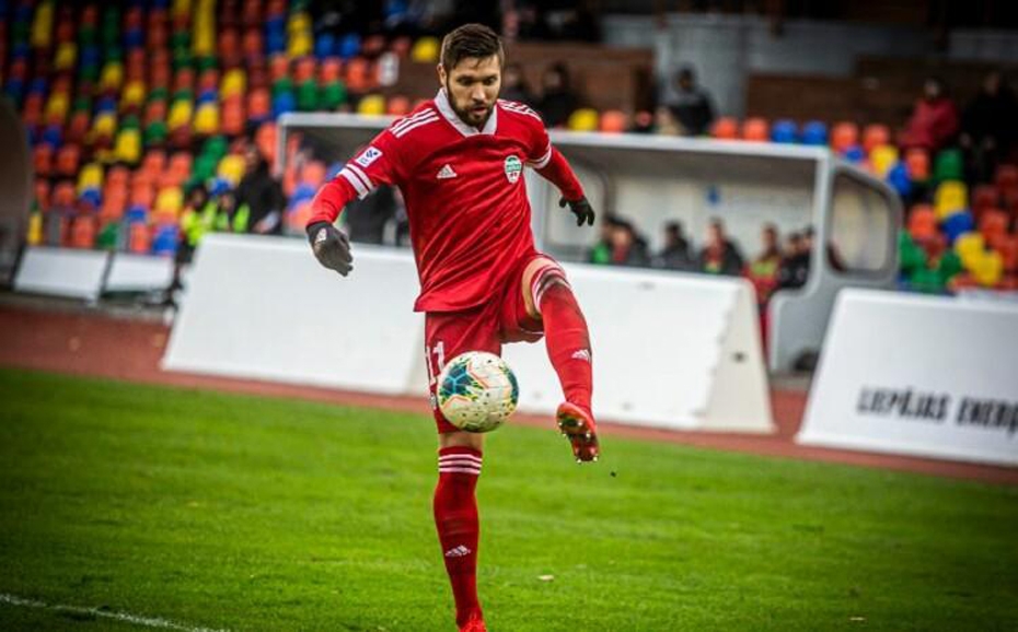 Sportazinas.com: Karašausks pametis futbola klubu "Liepāja"
