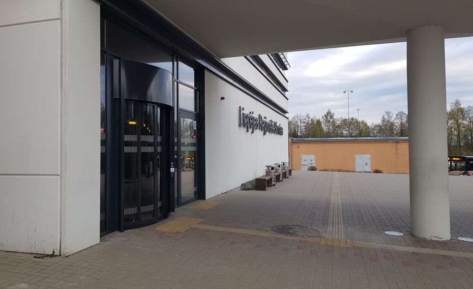 "Covid–19" pacientu ārstēšanu nodrošinās tikai lielajās slimnīcās, arī Liepājā