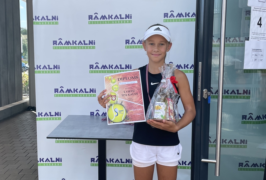  Liepājniece gūst uzvaru tenisa sacensībās Rīgā