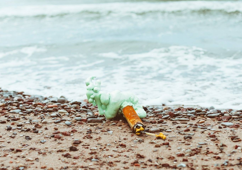 Atkritumu daudzums turpina palielināties. Karosta – netīrākā pludmale Latvijā
