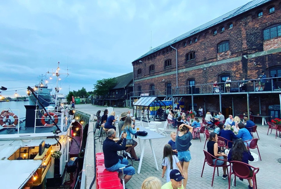  Pirmdien Liepājā uzstāsies avangarda Baha virtuozs Vitarts Maliks