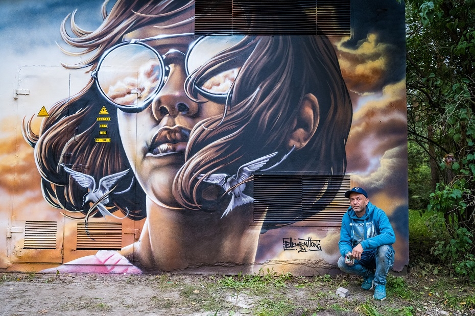 Grafiti mākslinieks Elementton turpina apgleznot Liepāju