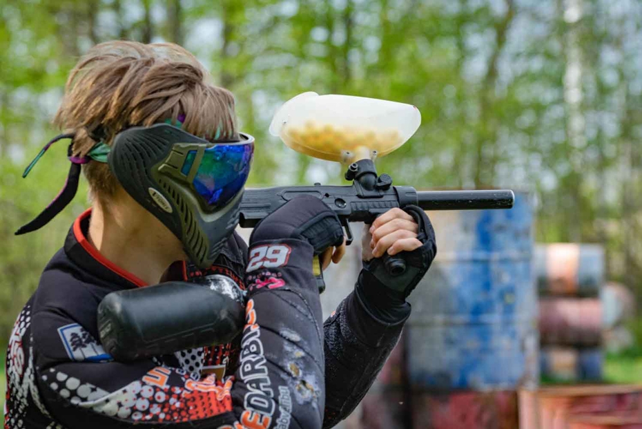 Aicina reģistrēties Liepājas skolēnu peintbola čempionātam