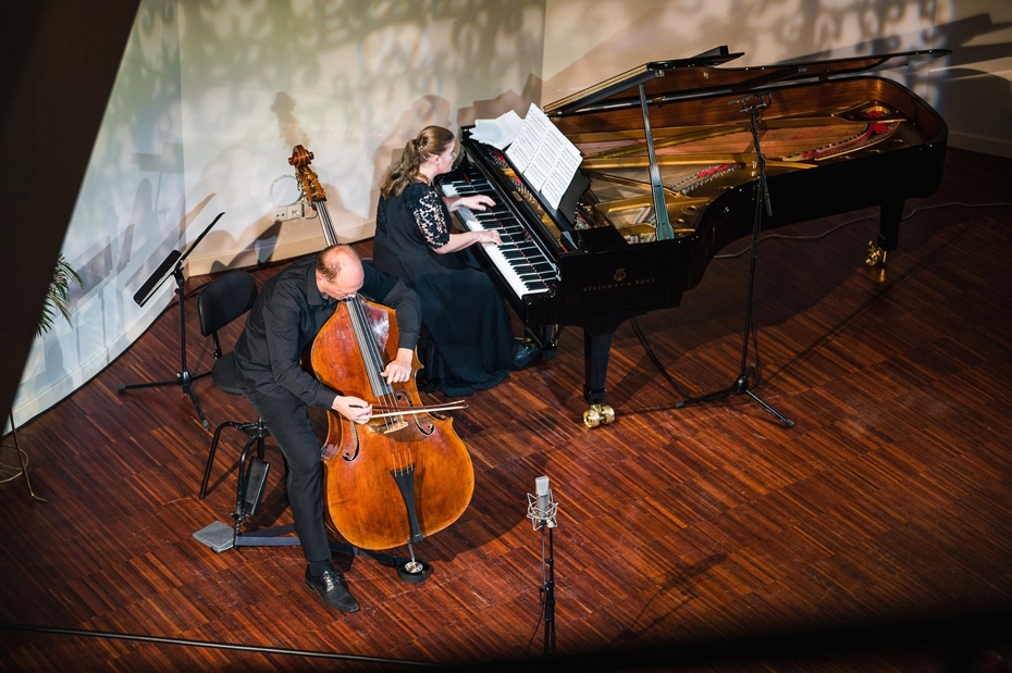 Gunāra Upatnieka un Lauma Skrides duets debitē sērijā "Personīgi"