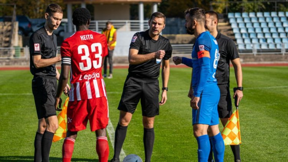 Sportacentrs: "Liepāja" pārmet LFF un tiesnešiem RFS lobēšanu titulcīņā