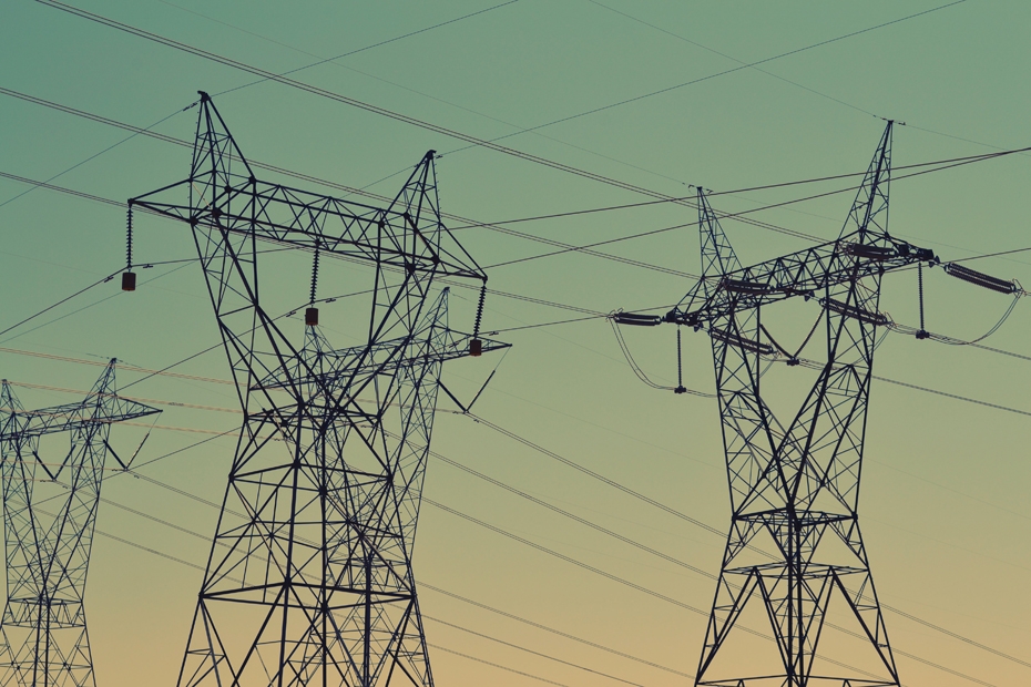 No nākamā gada OIK elektroenerģijai plānots samazināt par 65 procentiem