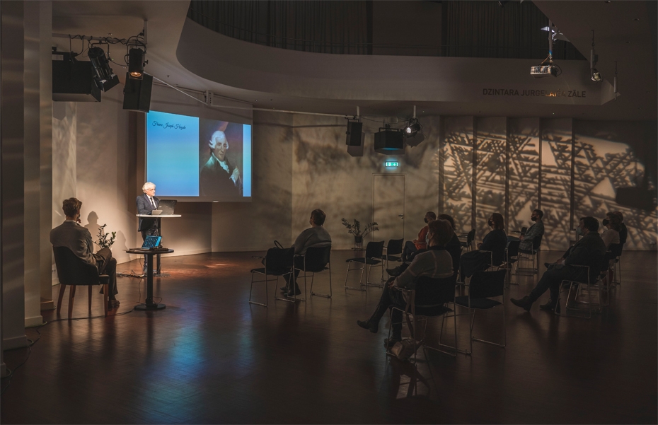 Izsludināta pieteikšanās "Dzintara muzikālo sarunu kluba" otrajam semestrim