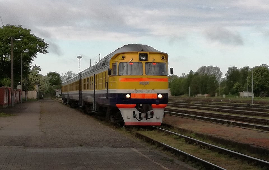 "Latvijas dzelzceļš" plāno palielināt pasažieru vilcienu kustības ātrumu (papildināts)