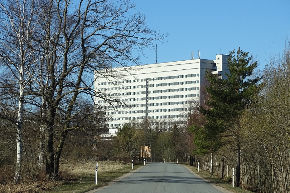  Slimnīcā pēc svētkiem sarucis "Covid–19" pacientu skaits