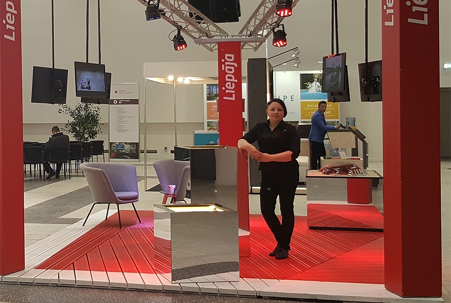 Par tūrisma informācijas biroja vadītāju apstiprināta Sintija Pusaudze