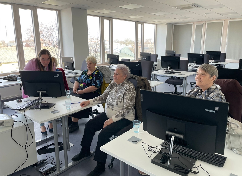 Seniorus aicina pieteikties dalībai Senioru izaugsmes akadēmijā
