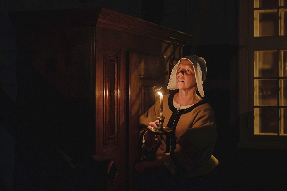 Interjera muzejs aicina uz vakara ekskursiju sveču gaismā