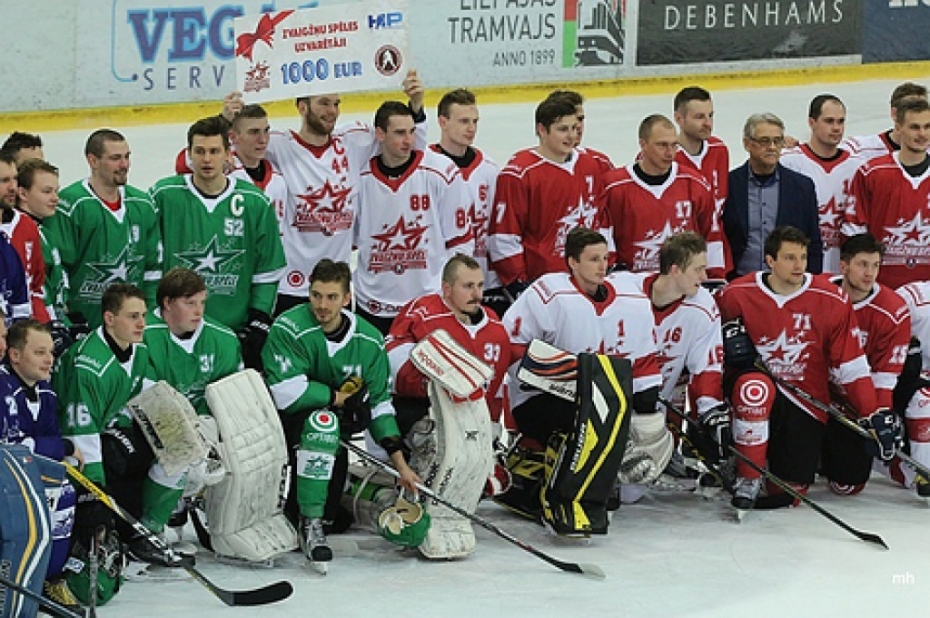 Vērienīgi aizvadīta Zvaigžņu spēle hokejā