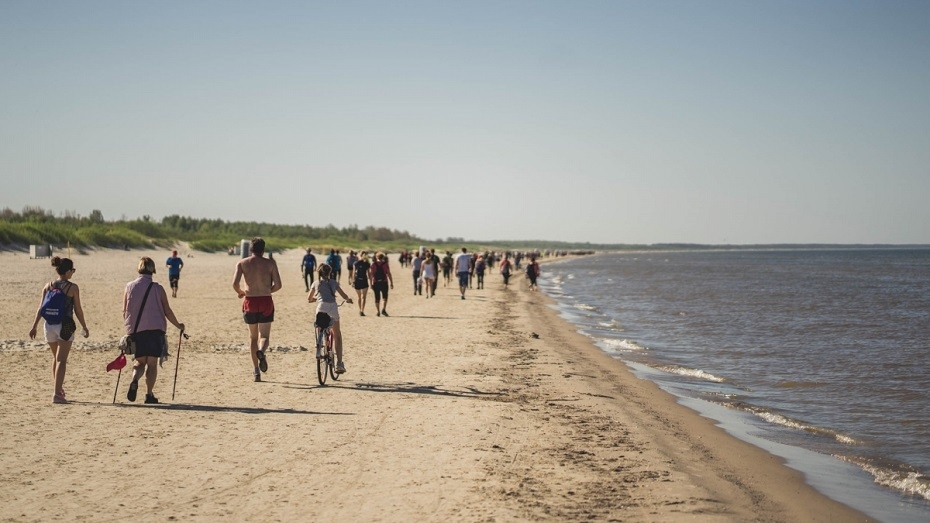 Pēc četru gadu pārtraukuma atkal notiks lietuviešu rīkotais pludmales pārgājiens