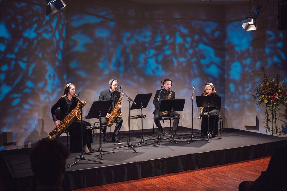 Kvarteta jaunajā sastāvā skan pasaules skices un pirmatskaņojums