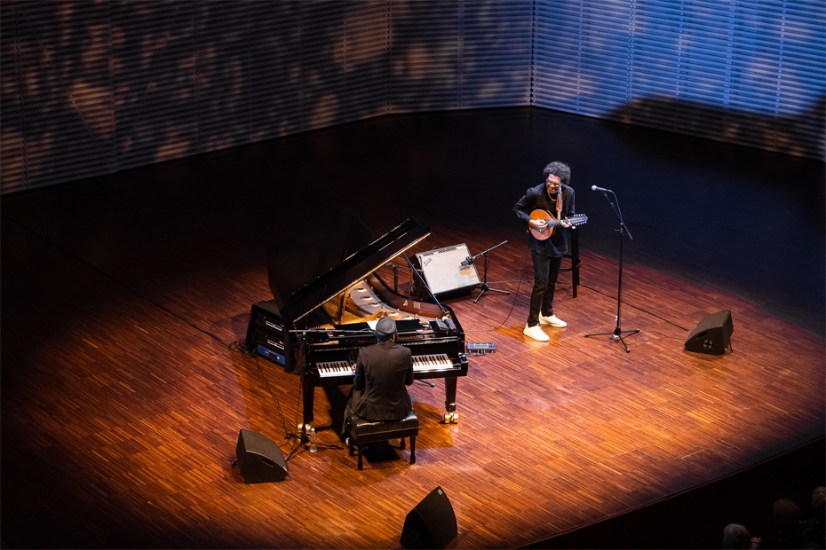 Klausītāji "Lielajā dzintarā" iepazīst brazīļu un dienvidāfrikāņu mūziku