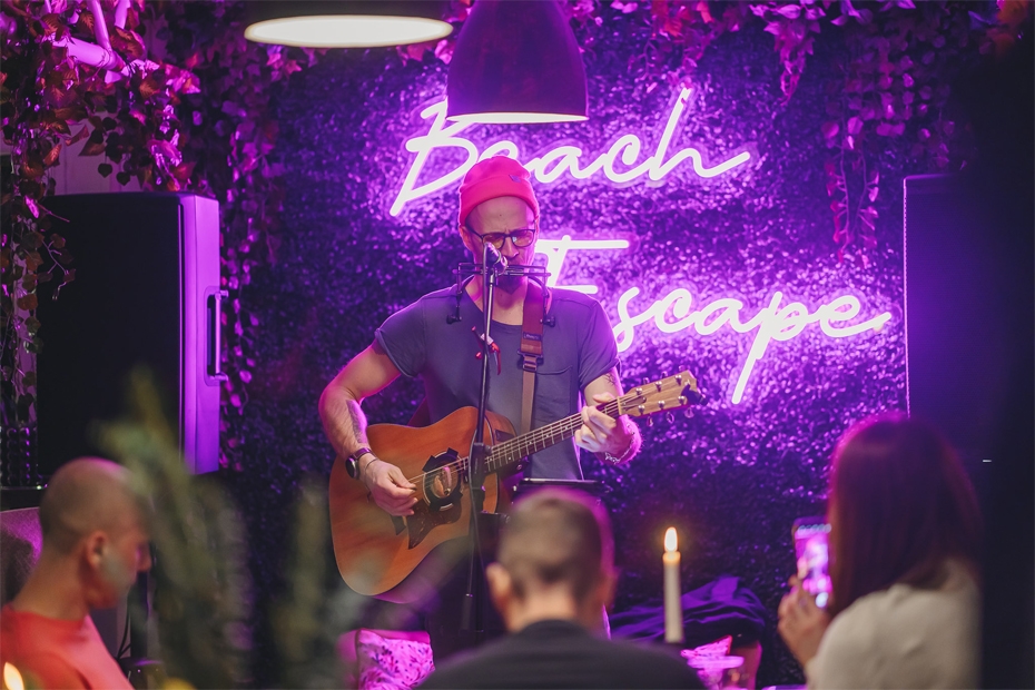 "Red Sun Buffet" atklāj vasaras ballīšu sezonu