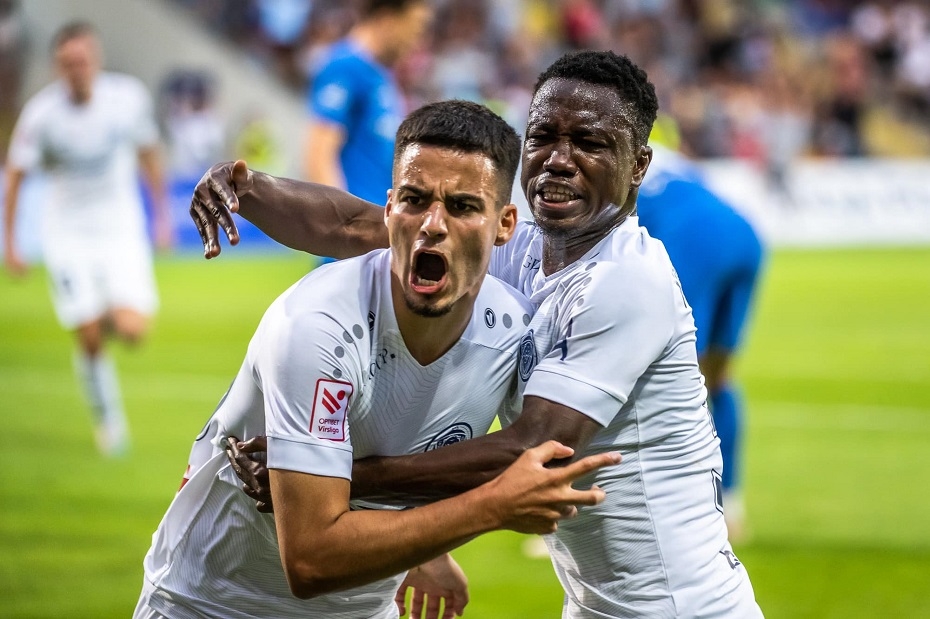 Rīdzinieki ar rezultātu 3:1 gūst uzvaru pār "Liepāju"