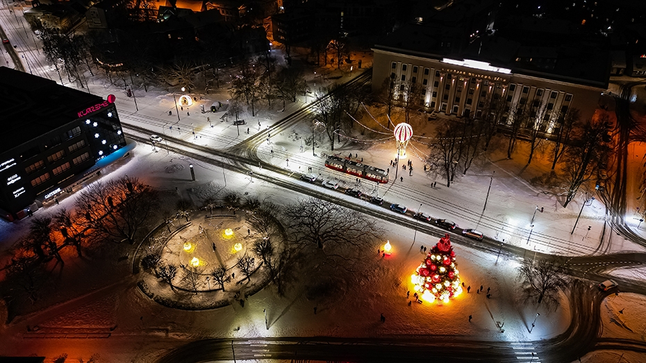 Aicina gadumiju sagaidīt Rožu laukumā kopā ar "Dagamba" un "Sudden Lights"