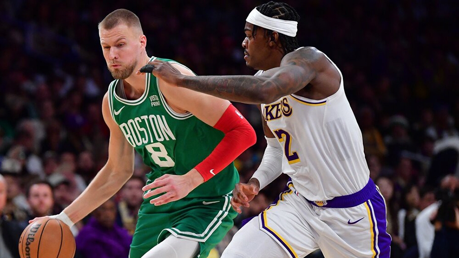 Porziņģis ar 28 punktiem palīdz "Celtics" Ziemassvētku spēlē pārspēt "Lakers"
