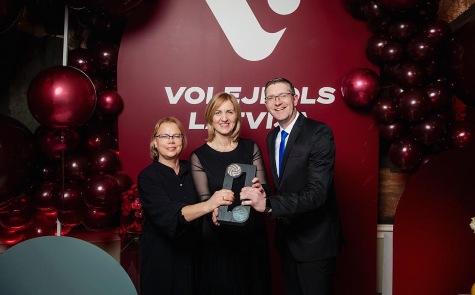 Sporta spēļu skola iegūst "Gada sporta skolas" titulu volejbolā