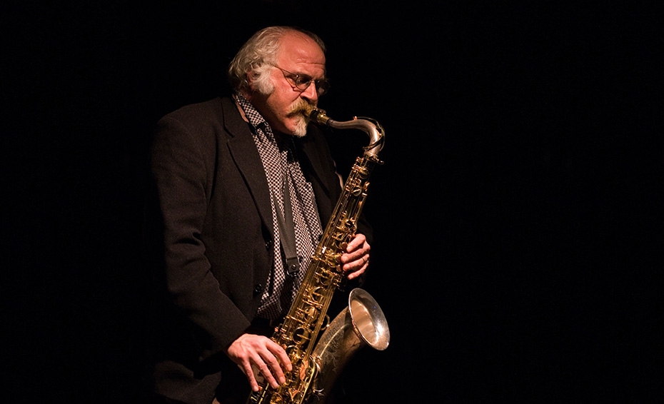 Zvaigžņu festivālā koncertēs džeza saksofonists Džons Ruoko