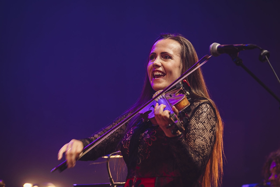 "Lielā dzintara" sezonas noslēgumā "Raxtu Raxti" un "Sinfonietta Rīga" pieceļ kājās klausītājus