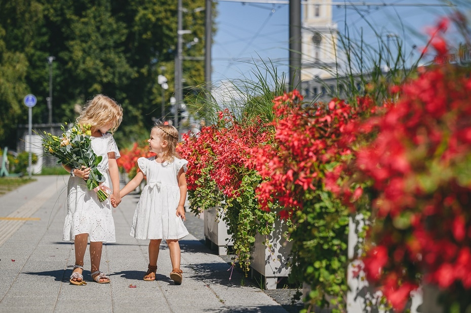 Visi pirmklasnieku vecāki var pieteikties pabalstam mācību  līdzekļu iegādei